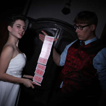 spectacle de magie, magic show, duo magique, spectacle sur scène, close up, Magie Nice Cannes Monaco